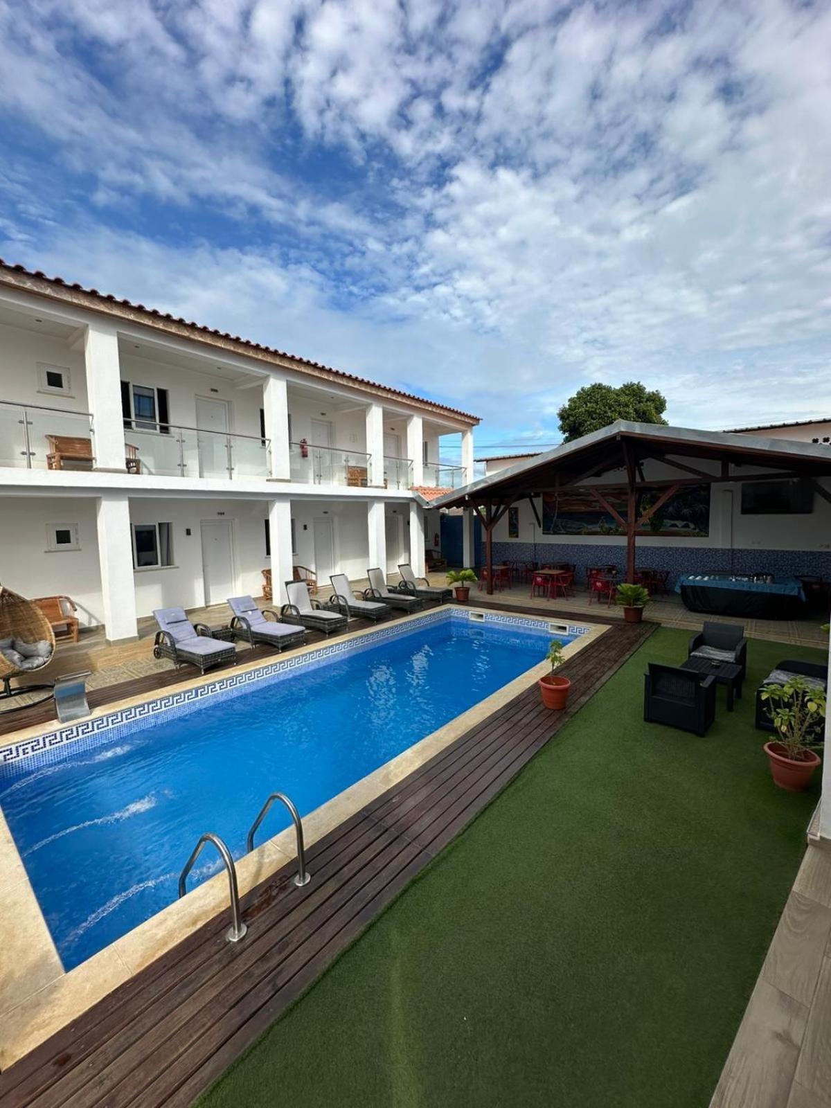 Hotel Kenito Sao Tome Exterior photo